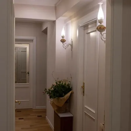 Mila E Mari Nel Cuore Di Milazzo