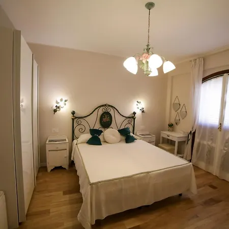 Konukevi Mila E Mari Nel Cuore Di 3*